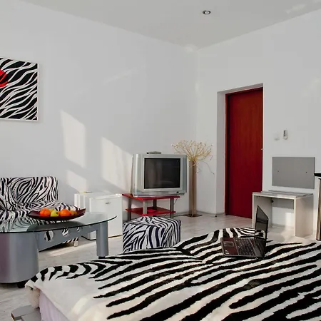 Готель Scotty's Boutique 3*